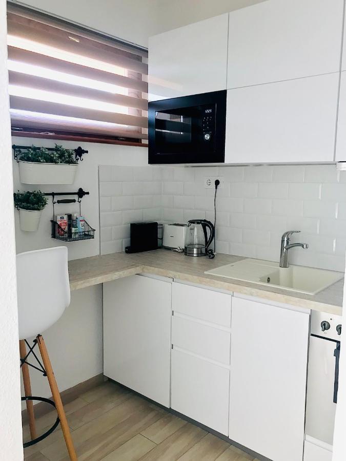 Belvarosi Studio Apartman Kecskemét Exterior foto